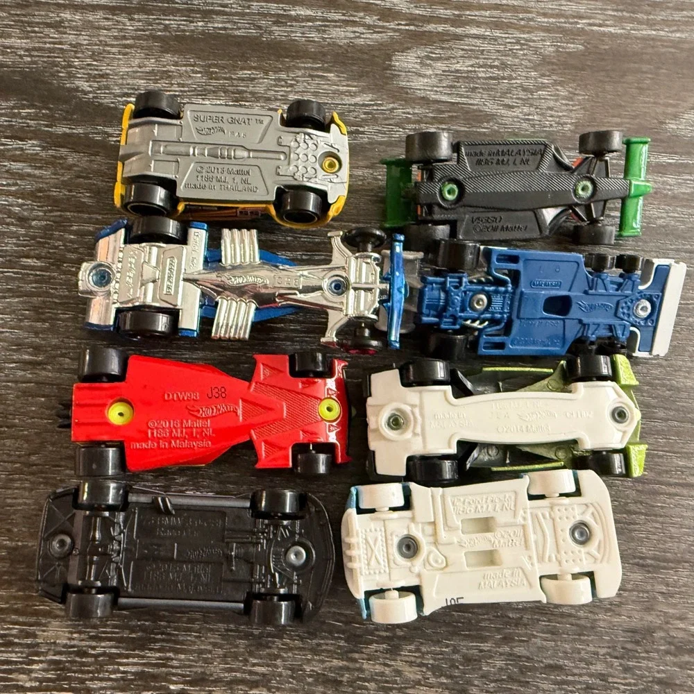 Hot Wheels Matchbox Diecast Car Lot Mixed Vehicles Racing Cars Mattel Track Fast